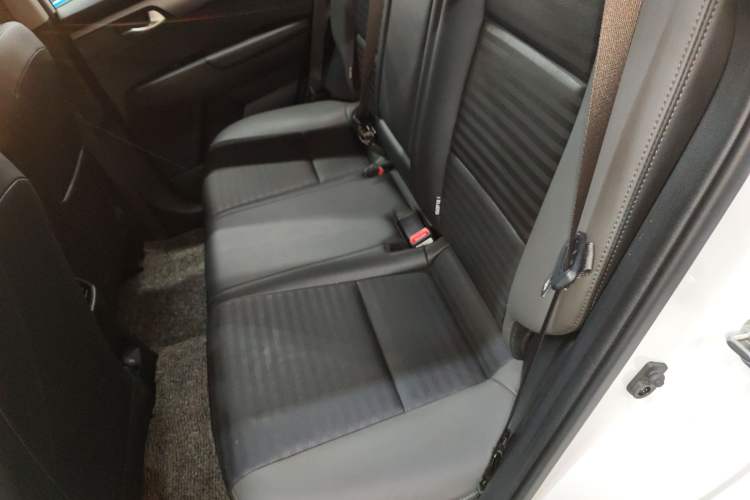 Used Kia Sportage R 2019 2.0L Automatic Smart Luxury Edition
