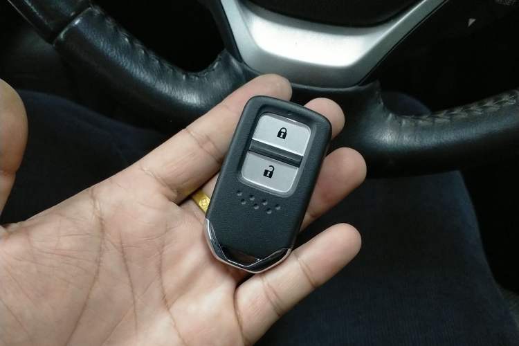 Used Honda CR-V 2015 2.4L two-wheel drive luxury version
