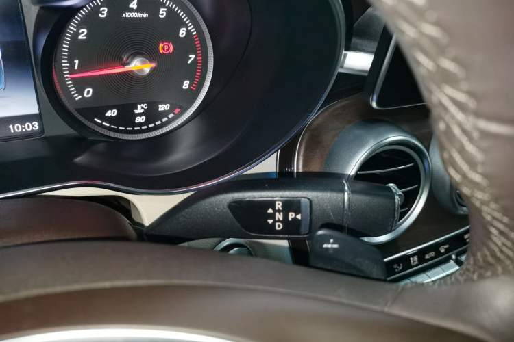 Used Mercedes-Benz GLC 2016 GLC 300 4MATIC Luxury Model
