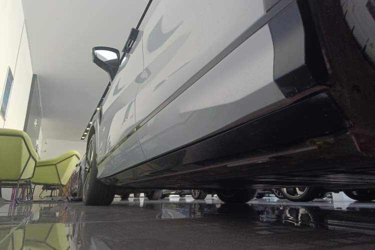 Used BYD Song L EV 2024 662 km Excellence Version
