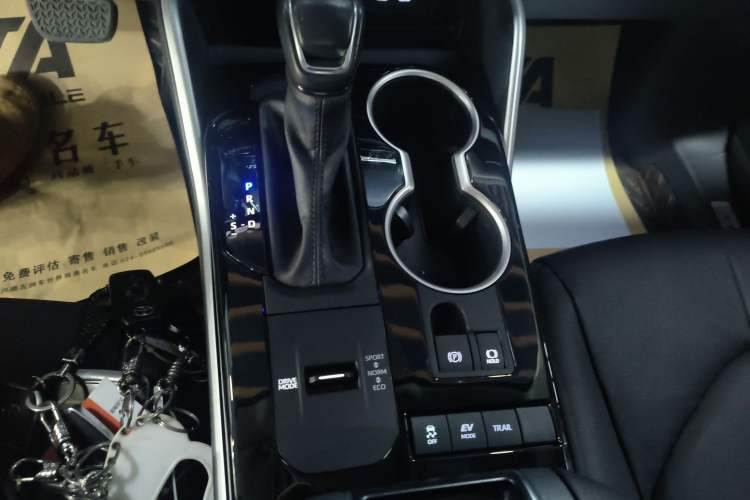 Used Toyota Highlander 2023 2.5L Smart Electric Hybrid Dual-Engine Four-Wheel Drive Prestige Version – 7 Seats