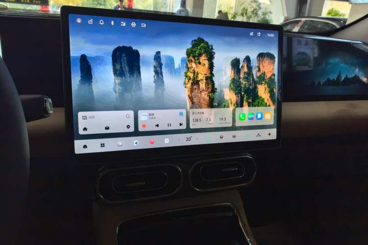 Used Leapmotor C11 2024 Range-Extended 300 Luxury Edition
