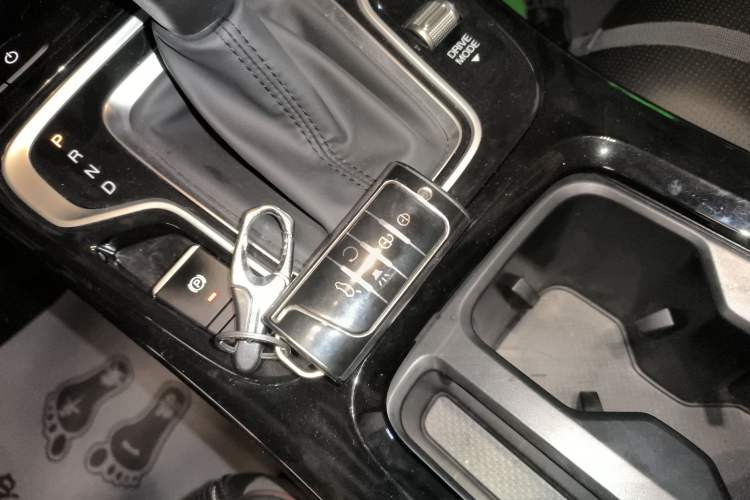 Used GAC Trumpchi M6 2023 PRO 270T DCT Luxury Edition
