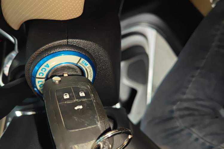 Used Chevrolet Monza 2022 320 Automatic Enjoyment Sunroof Version
