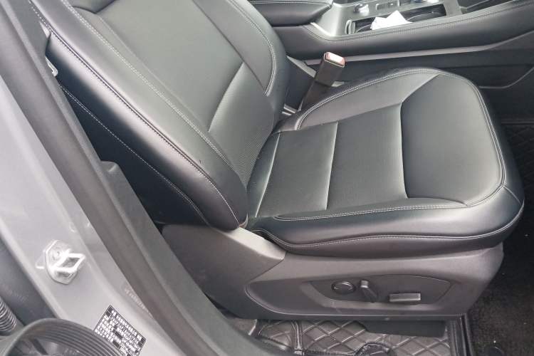 Used Ford Explorer 2024 2.3T EcoBoost Rear-Drive Trend Edition 6-Seater