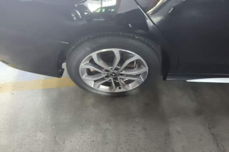 Used Mercedes-Benz C-Class 2017 Restyled C 180 L Fashion Edition Sport Version