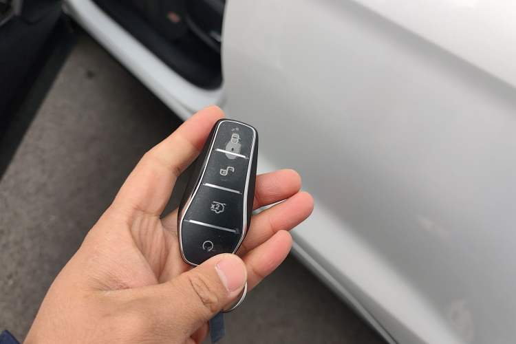 Used BYD Song Pro New Energy 2024 HONOR Edition DM-i 110KM Excellence Model