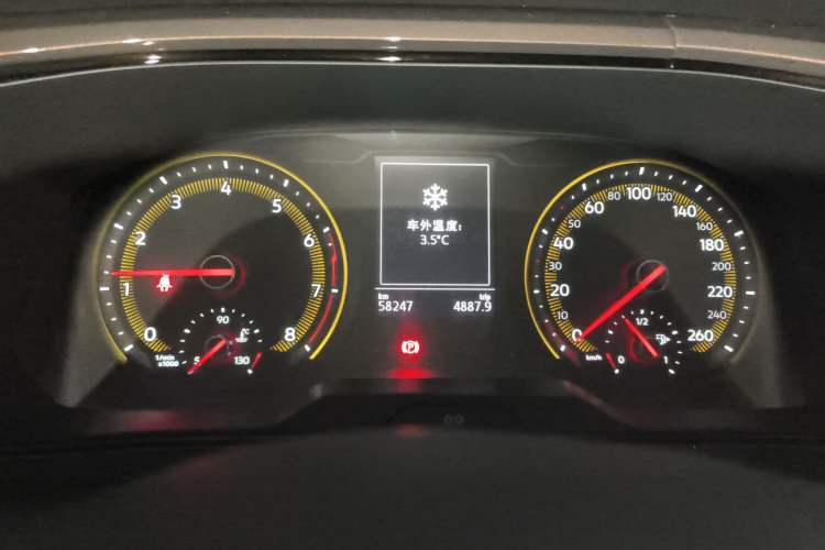 Used Volkswagen Tharu 2021 280TSI Two-Wheel Drive Comfort Edition
