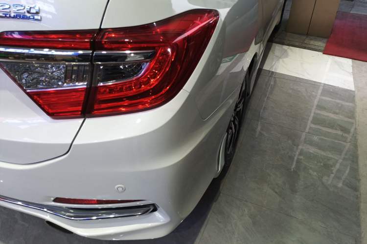 Used Honda Crider 2016 1.8L CVT Leading Edition
