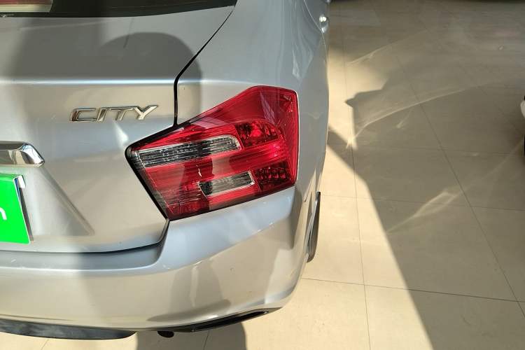 Used Honda City Classic 2012 1.5L Manual Comfort Edition
