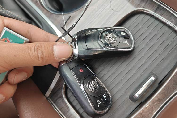 Used Buick Envision 2017 28T Four-Wheel Drive Elite Model
