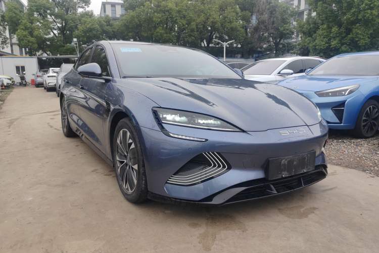 Used BYD Seal 2023 Champion Edition 700km Deluxe Model
