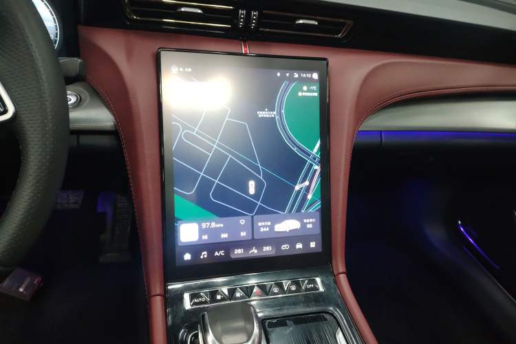 Used Hongqi H5 2024 2.0T Automatic Smart Connect Flagship Edition
