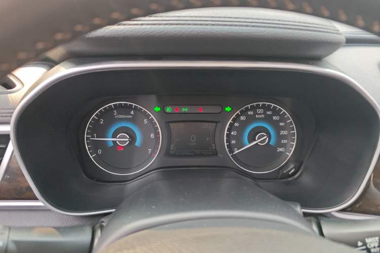 Used Dongfeng Fengon 580 2020 1.5T Manual Luxury Version
