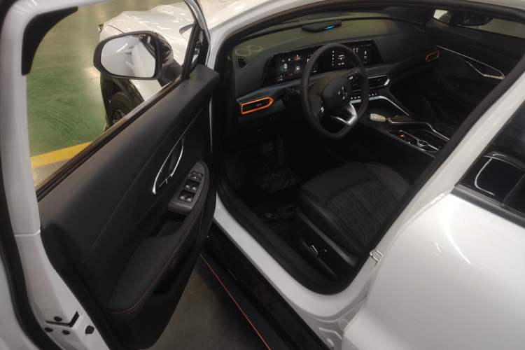 Used Changan UNI-T 2022 1.5T Luxury Edition
