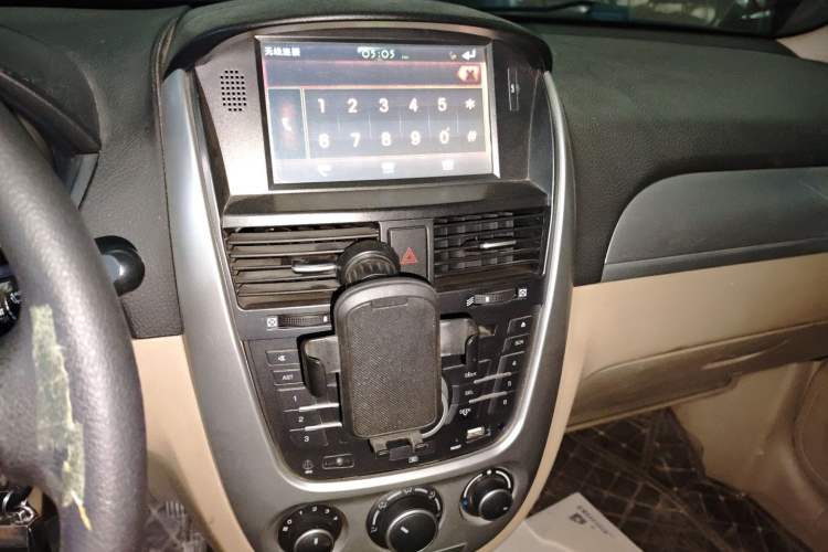 Used Buick Excelle 2013 1.5L Manual Classic Model
