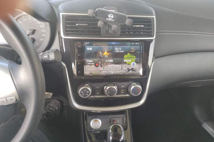 Used Nissan Tiida 2019 1.6L CVT Smart Drive Version China VI Standard
