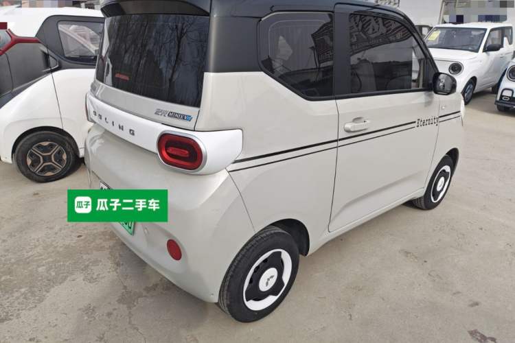 Used Wuling Hongguang MINIEV 2024 3rd Generation 215km Youth Edition