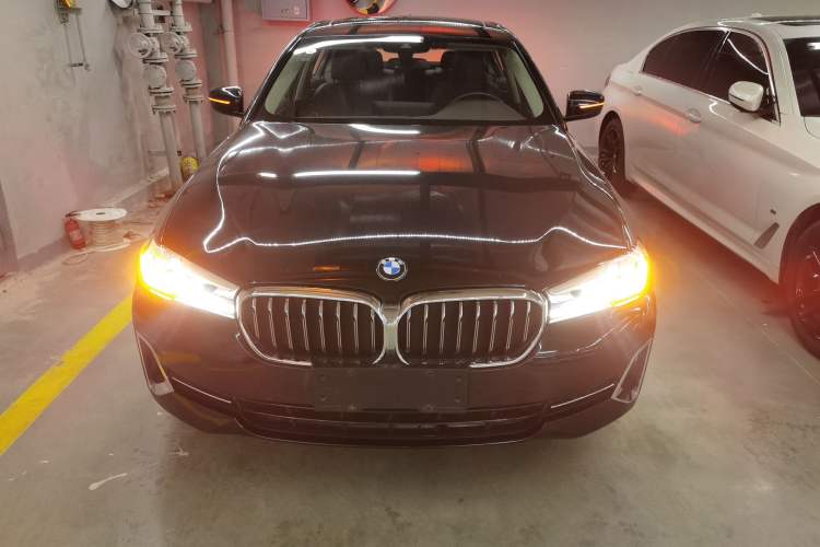 Used BMW 5 Series 2022 Second Facelift 525Li Luxury Package
