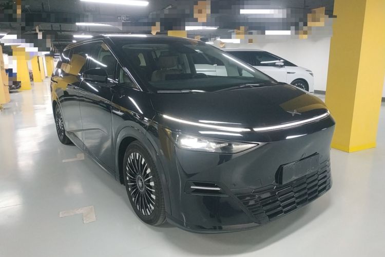 Used XPeng X9 2025 740 Ultra-Long Range Max
