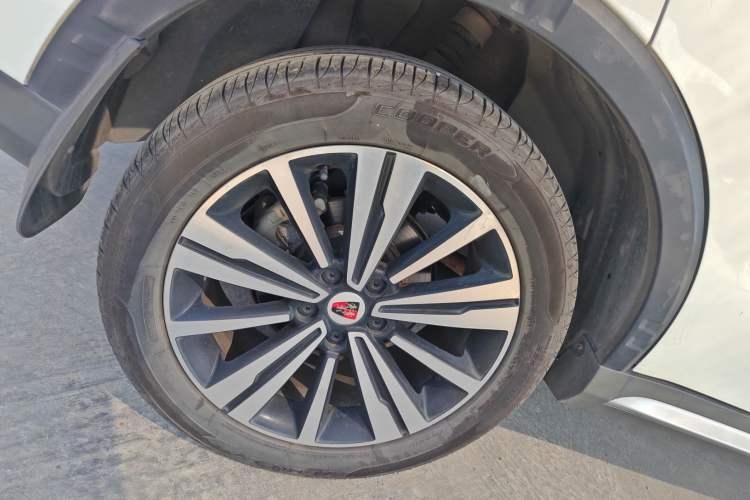 Used Roewe RX5 2019 20T Two-Wheel Drive Automatic 4G Connected Platinum Edition
