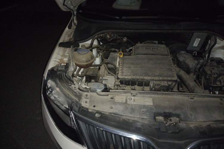 Used Skoda Rapid Spaceback 2018 1.6L Automatic Comfort Edition
