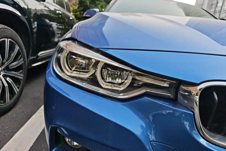 Used BMW 3 Series 2018 320Li Leading Model M Sport Package
