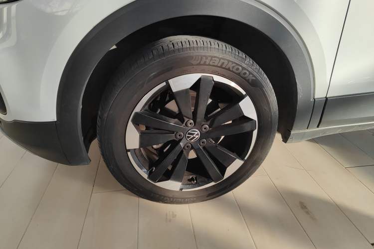 Used Volkswagen Tacqua 2023 200TSI DSG Joy-Connect Edition
