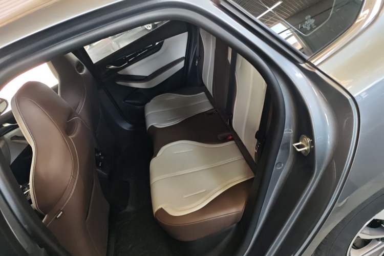 Used BYD Qin PLUS 2024 HONOR Edition DM-i 55KM Leading Model
