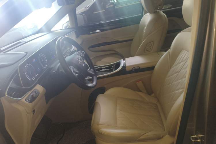 Used Buick GL8 2023 ES Lu Zun Smart Flagship Model
