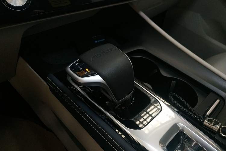 Used Dongfeng Aeolus Huge 2022 Mach Power 1.5T Dare-to-Love Edition