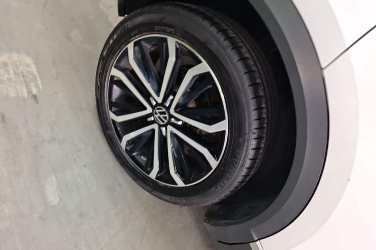 Used Volkswagen T-ROC 2021 280TSI DSG Two-Wheel Drive Comfort Connect Edition
