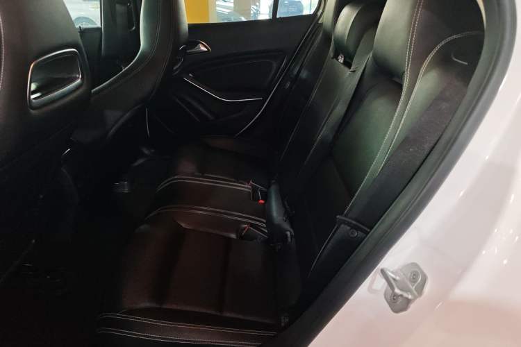 Used Mercedes-Benz GLA 2016 GLA 200 Fashion Model