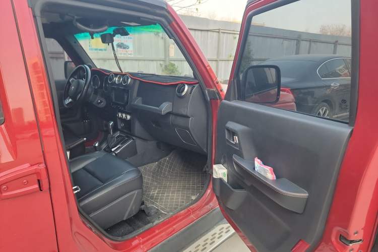 Used BAIC Off-Road BJ40 2016 40L 2.3T Automatic All-Wheel Drive Premium Edition