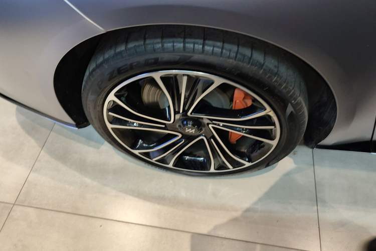 Used  L7 2022 Pro Model
