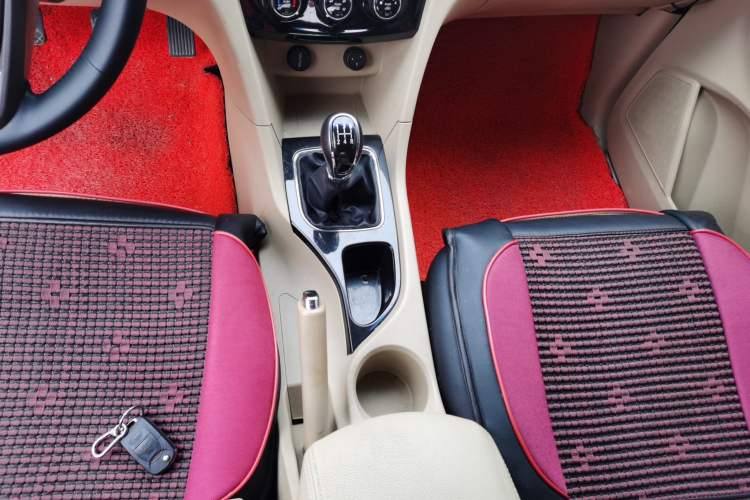 Used Baojun 730 2016 1.5L Manual Comfort Version 7 Seats China V Emission Standard
