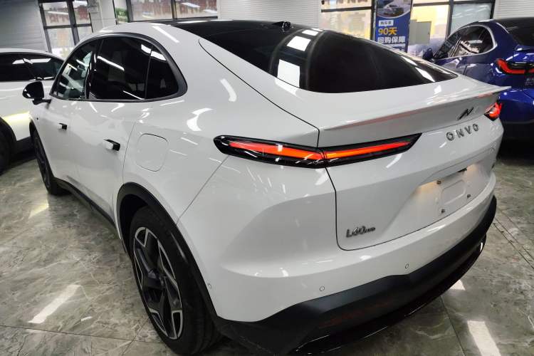 Used ONVO L60 2024 85 kWh All-Wheel Drive