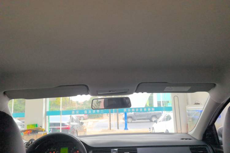 Used Skoda Rapid 2016 1.6L Automatic Front-Wheel Drive Model