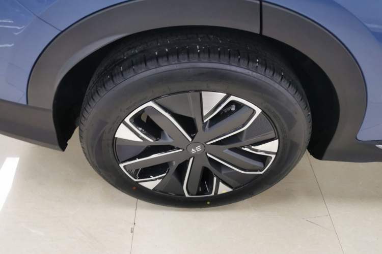 Used JETOUR Shanhai Shanhai L7 2024 1.5T 120km MAX+ 7-Seater
