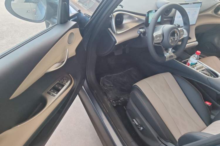 Used BYD Dolphin 2025 420km Free Edition
