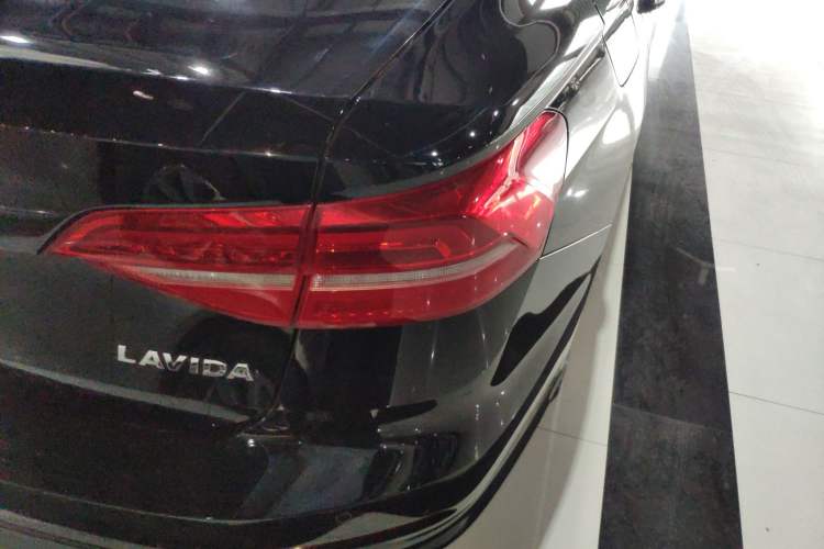 Used Volkswagen Lavida 2019 Lavida Start 1.5L Automatic Trendy Version China VI Standard