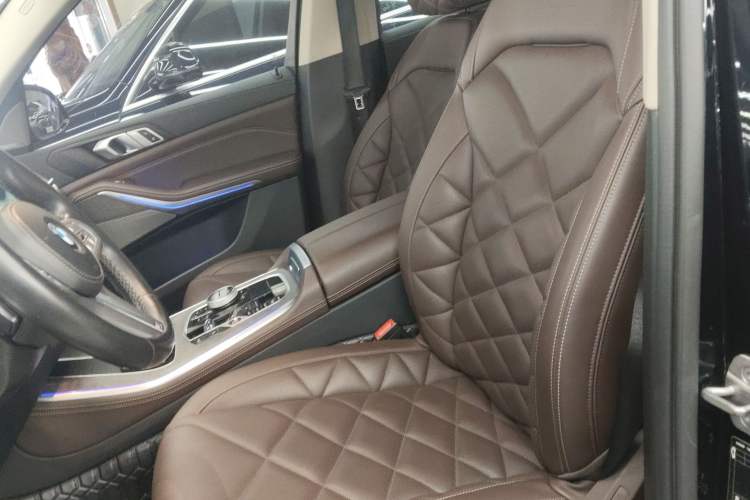 Used BMW X5 2023 xDrive 30Li Luxury M Sport Night Edition Package
