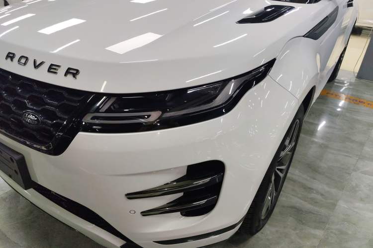 Used Land Rover Range Rover Evoque 2021 Range Rover Velar 249 PS R-Dynamic HSE Luxury Edition