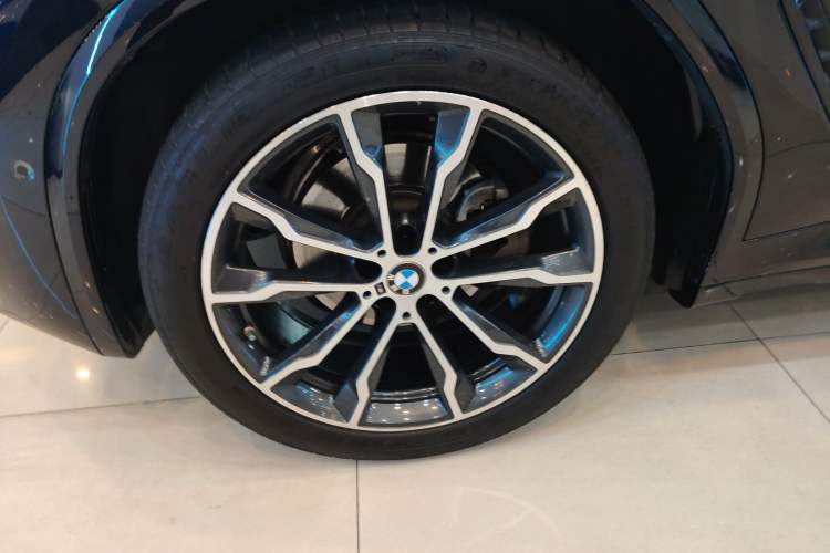 Used BMW X3 2021 xDrive30i Luxury Model with M Sport Package
