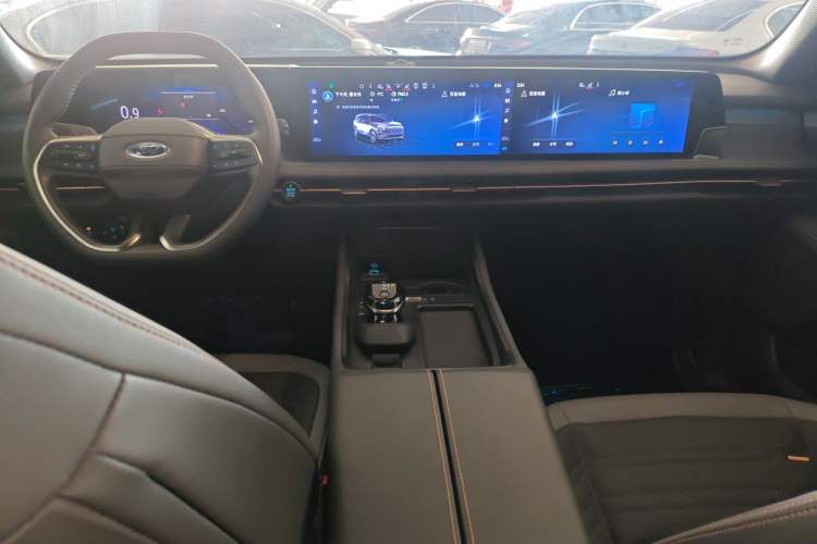 Used Ford Edge 2023 Ford Explorer L 2.0T EcoBoost Four-Wheel Drive 7-Seater Supreme Model
