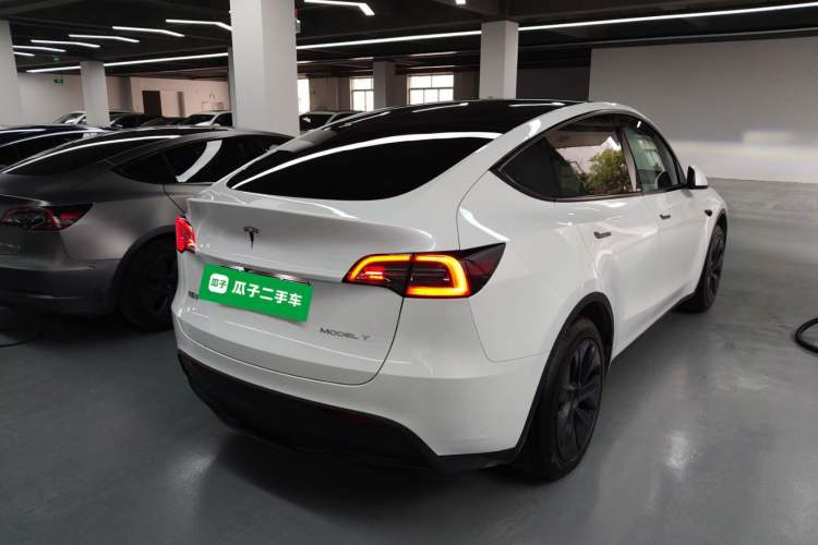 Used Tesla Model Y 2024 Rear-Wheel-Drive Version