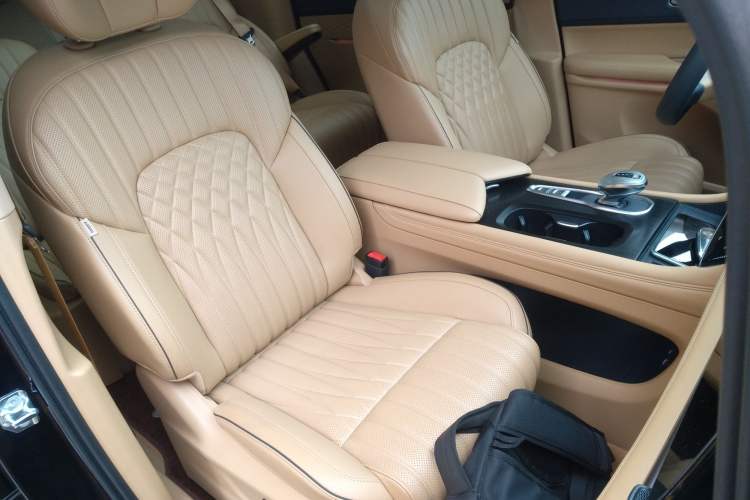 Used VOYAH Dream 2024 PHEV Ultra-Long Range Flagship Edition