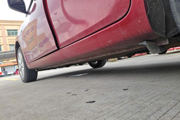 Used Nissan Tiida 2014 1.6L CVT Comfort Model
