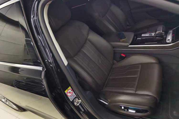 Used Audi A8 2019 Facelifted Plus A8L 50 TFSI quattro Comfort Version
