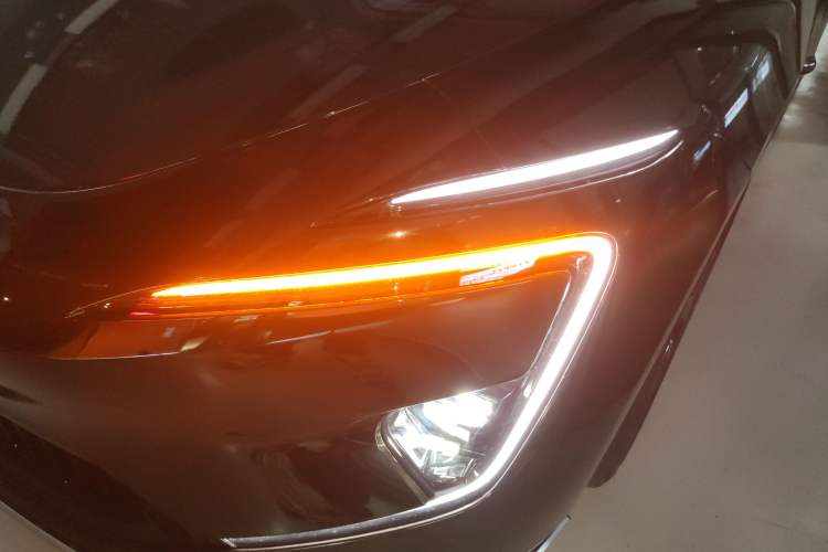 Used  12 2024 Updated Version 700 Three-Laser Rear-Wheel Drive Luxury Edition
